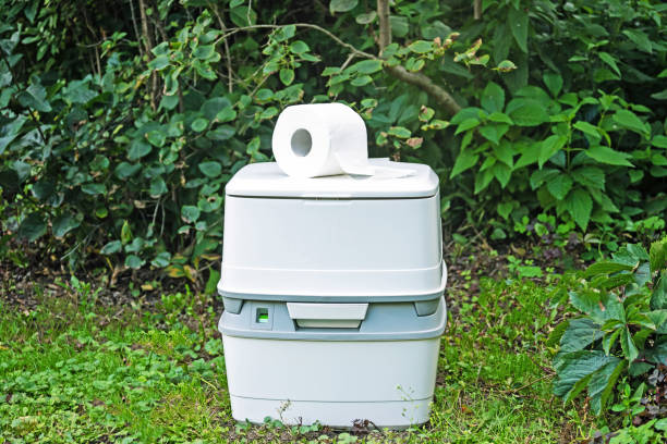Best Portable restroom trailer rental  in Hanford, CA